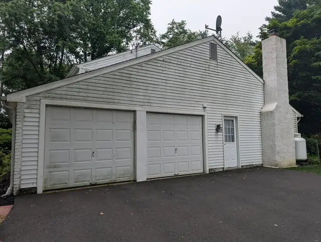 Whole-House Exterior Wash, before: that morning